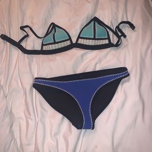 Triangl Bikini Set